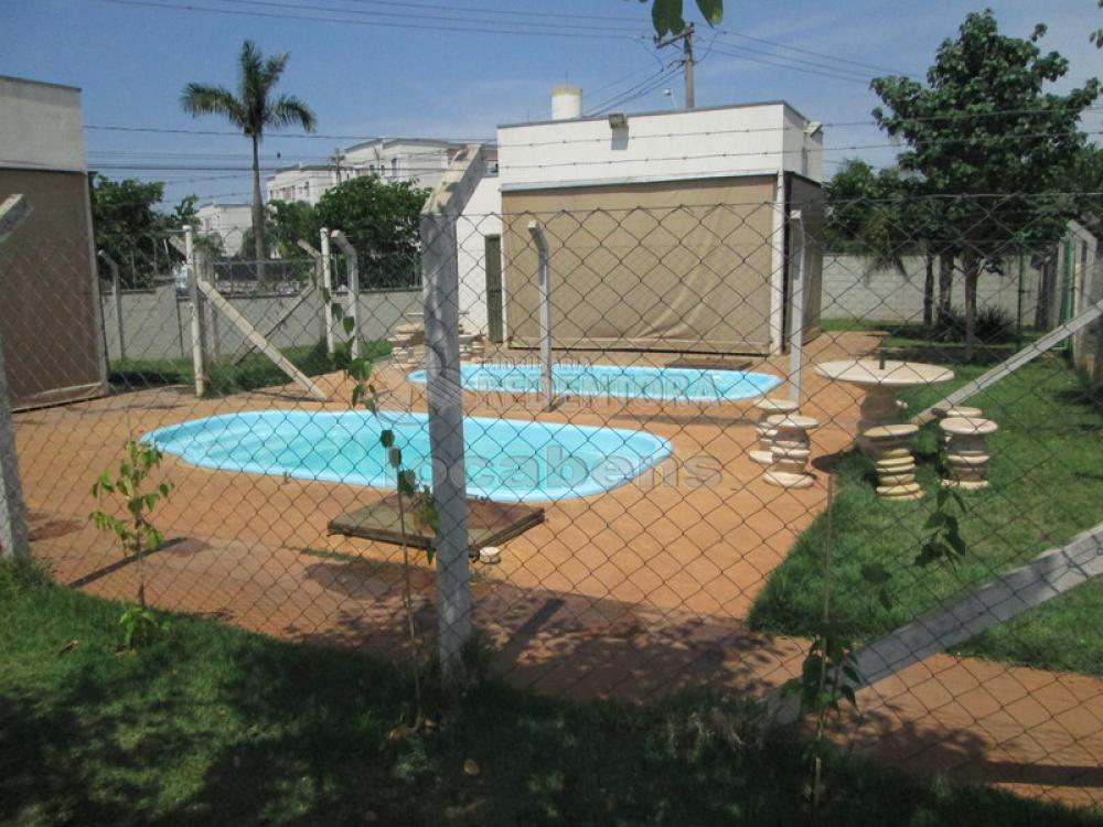 Comprar Apartamento / Padrão em São José do Rio Preto R$ 180.000,00 - Foto 12