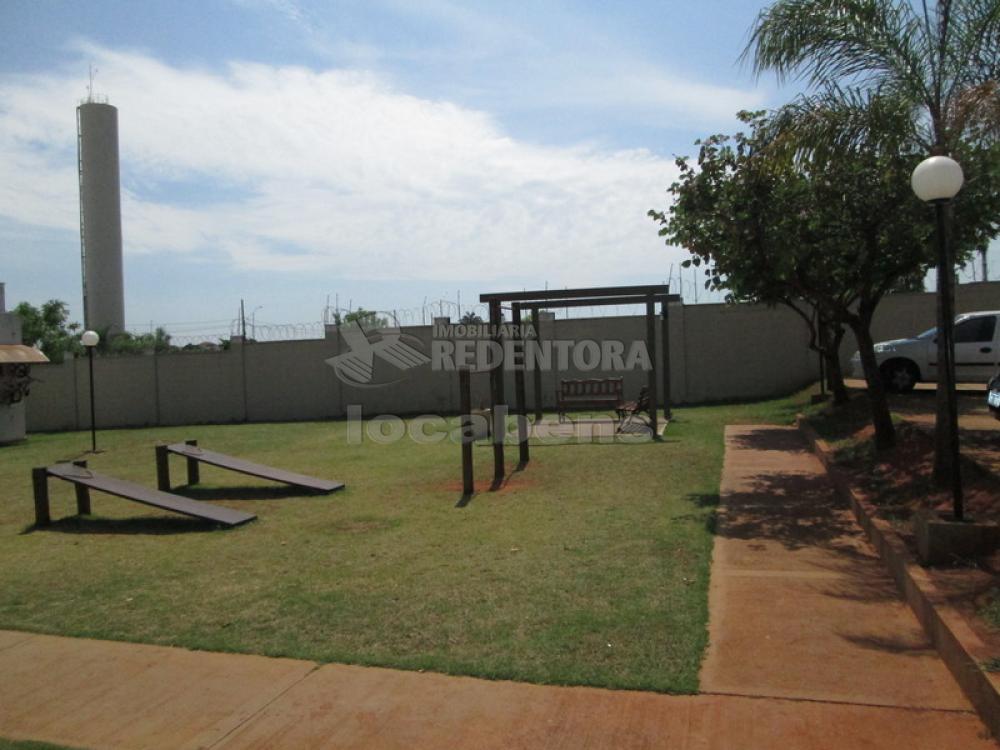 Comprar Apartamento / Padrão em São José do Rio Preto R$ 180.000,00 - Foto 18