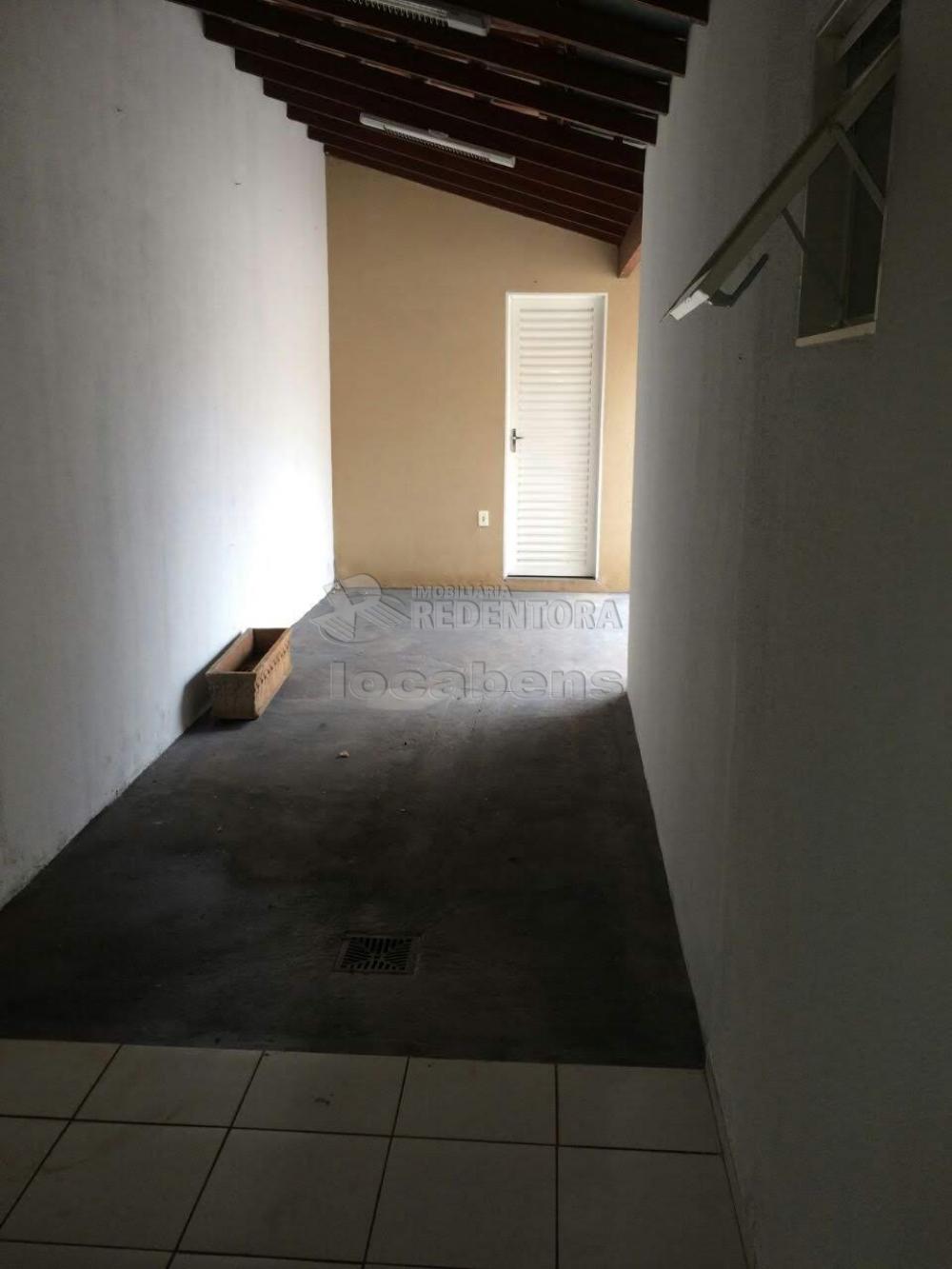 Comprar Casa / Padrão em São José do Rio Preto R$ 332.000,00 - Foto 3