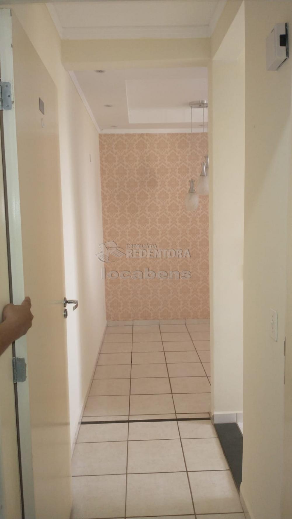 Alugar Apartamento / Padrão em São José do Rio Preto R$ 647,00 - Foto 13