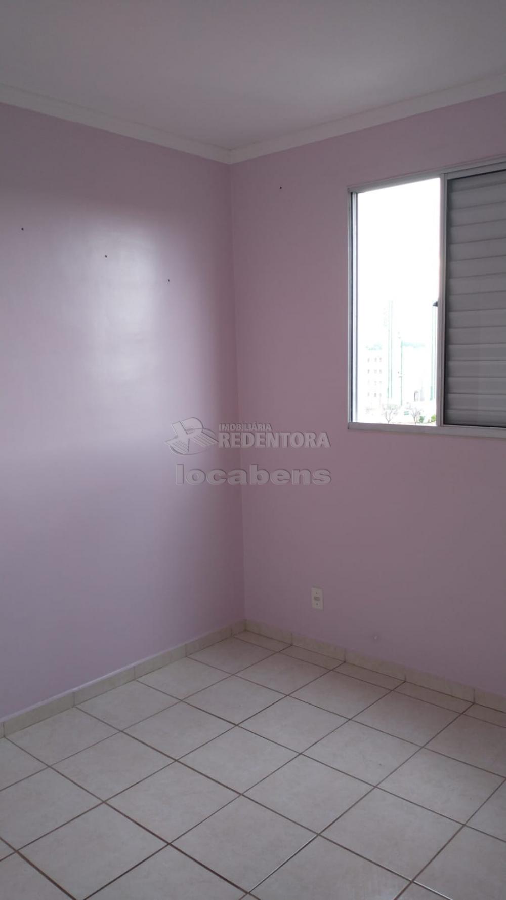 Alugar Apartamento / Padrão em São José do Rio Preto R$ 647,00 - Foto 10