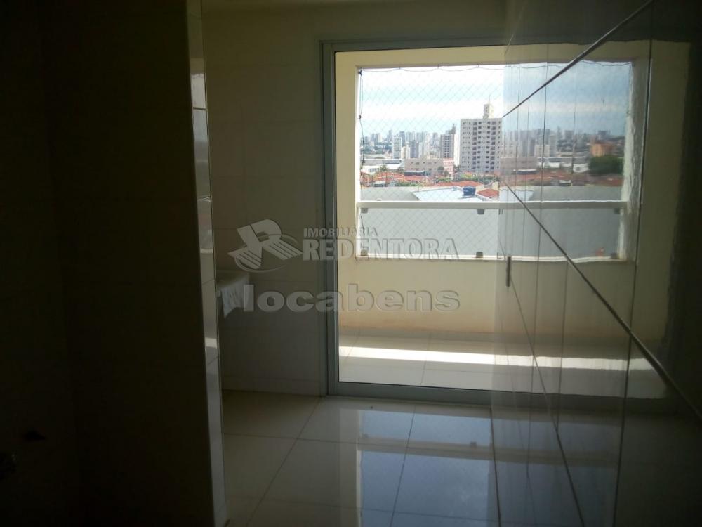 Comprar Apartamento / Padrão em São José do Rio Preto R$ 380.000,00 - Foto 13
