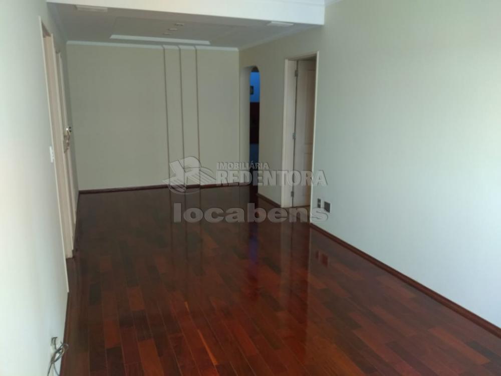 Alugar Apartamento / Padrão em São José do Rio Preto apenas R$ 1.100,00 - Foto 1