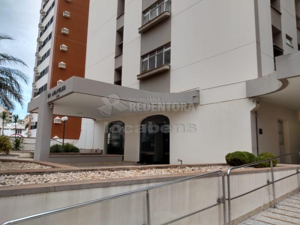 Alugar Apartamento / Padrão em São José do Rio Preto R$ 1.100,00 - Foto 16