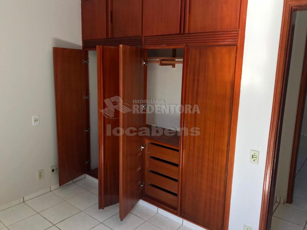 Comprar Apartamento / Padrão em São José do Rio Preto apenas R$ 300.000,00 - Foto 3