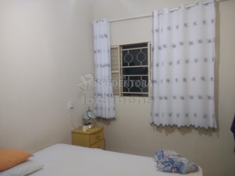 Comprar Casa / Padrão em São José do Rio Preto R$ 230.000,00 - Foto 4