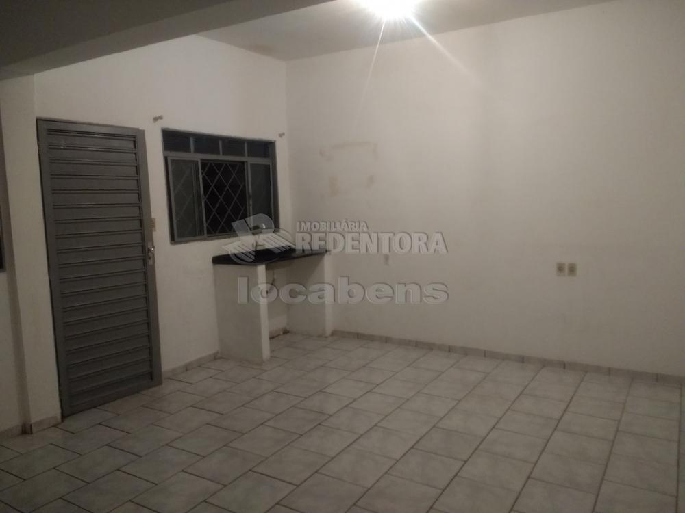 Comprar Casa / Padrão em São José do Rio Preto R$ 230.000,00 - Foto 13