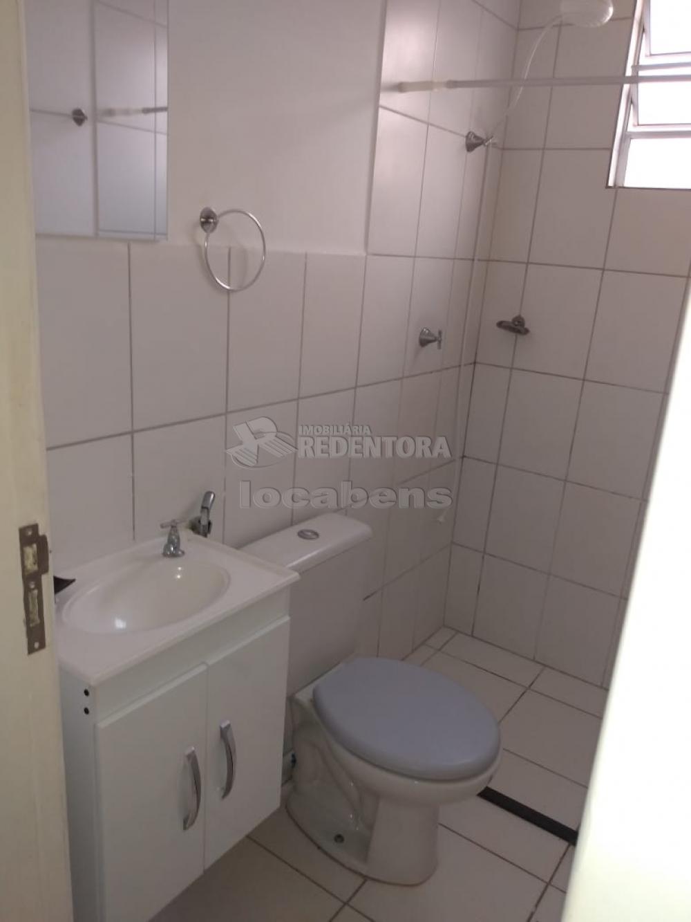 Alugar Apartamento / Padrão em São José do Rio Preto R$ 550,00 - Foto 15