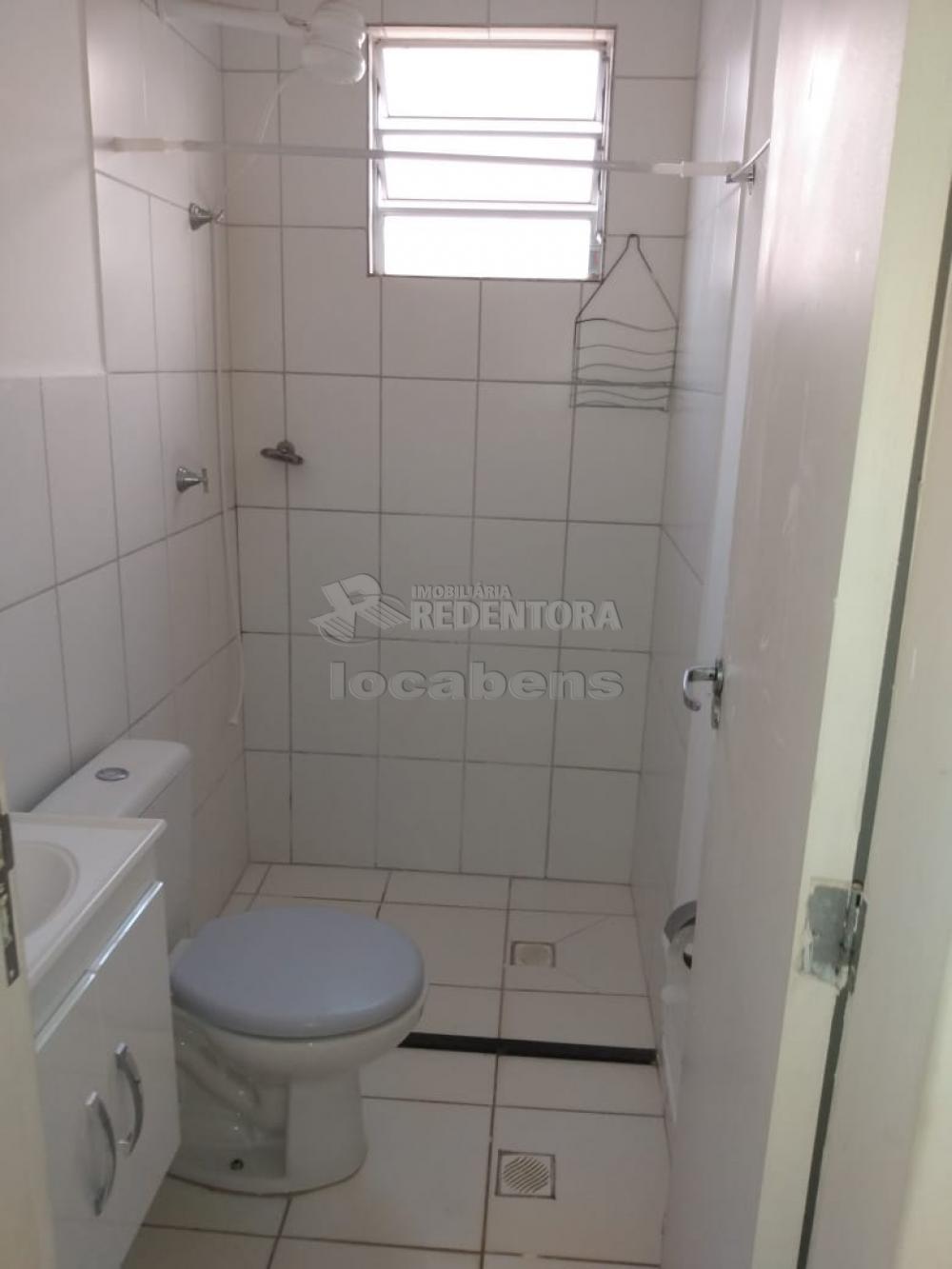 Alugar Apartamento / Padrão em São José do Rio Preto R$ 550,00 - Foto 16