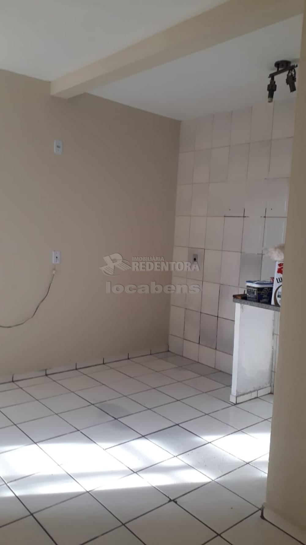 Comprar Apartamento / Padrão em São José do Rio Preto apenas R$ 130.000,00 - Foto 4