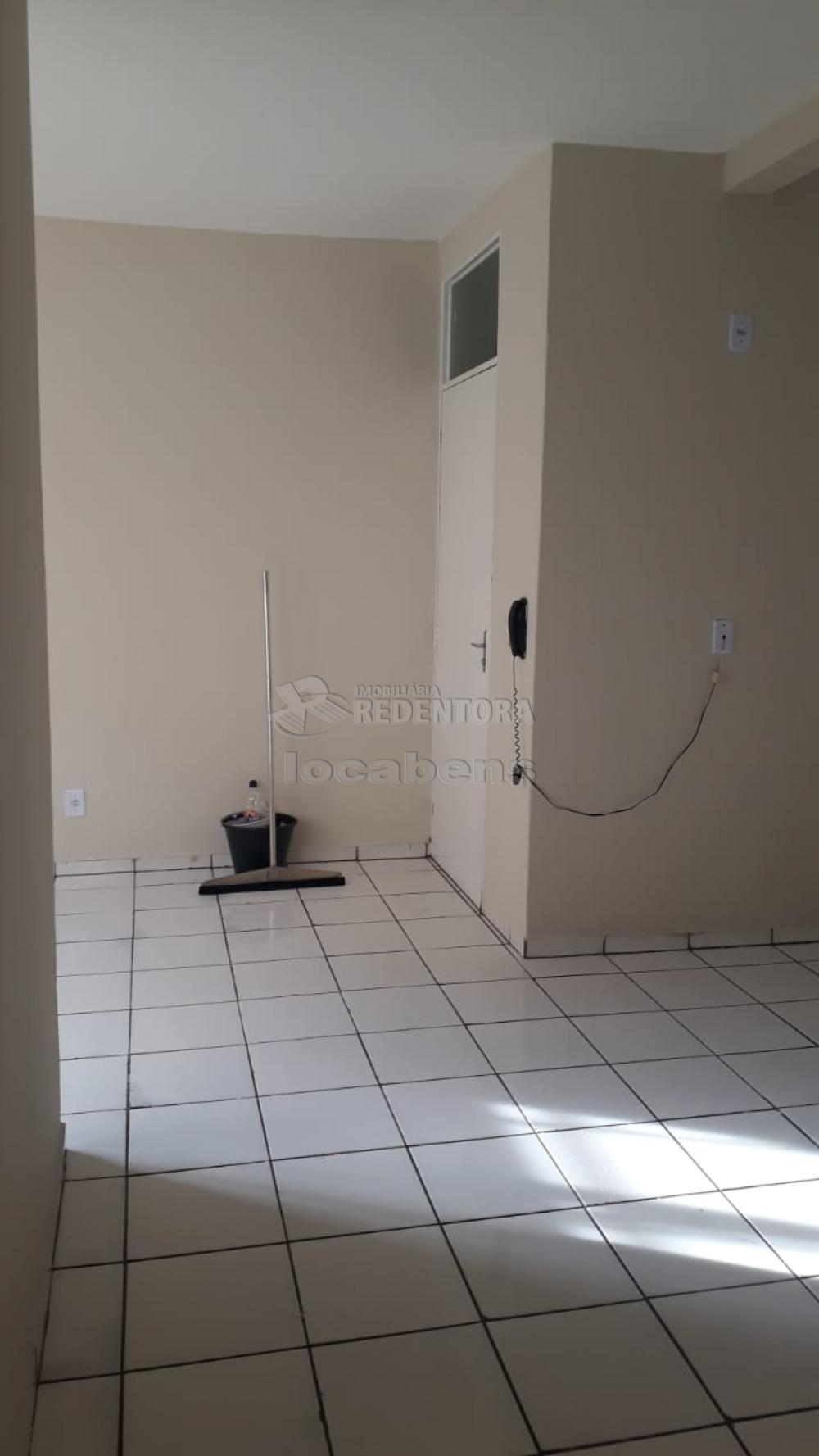 Comprar Apartamento / Padrão em São José do Rio Preto R$ 130.000,00 - Foto 6