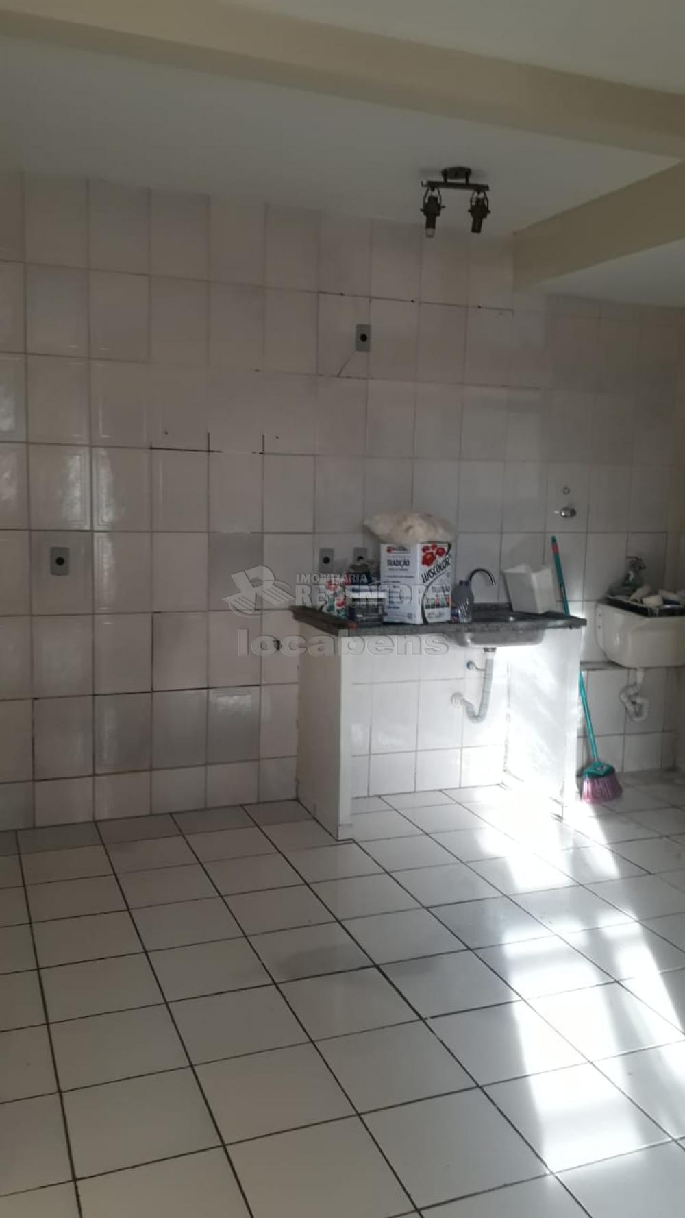 Comprar Apartamento / Padrão em São José do Rio Preto apenas R$ 130.000,00 - Foto 3