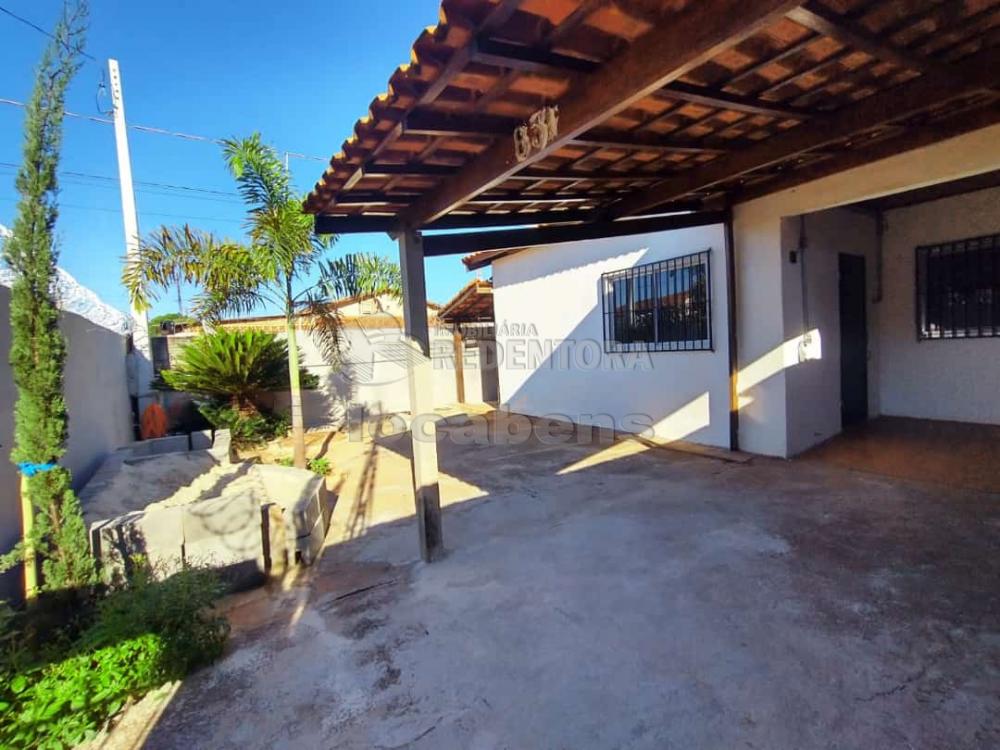 Alugar Casa / Padrão em São José do Rio Preto R$ 550,00 - Foto 3