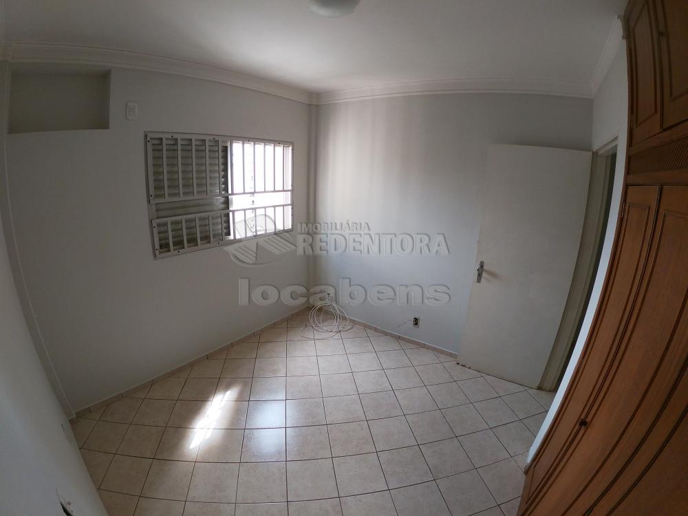 Alugar Apartamento / Padrão em São José do Rio Preto R$ 1.150,00 - Foto 19