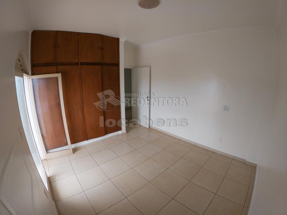 Alugar Apartamento / Padrão em São José do Rio Preto R$ 650,00 - Foto 22