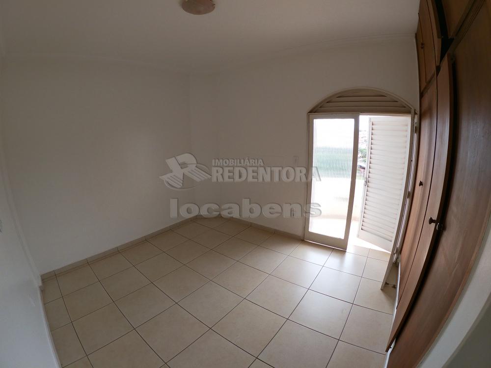 Alugar Apartamento / Padrão em São José do Rio Preto R$ 650,00 - Foto 23