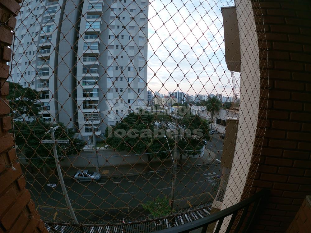Alugar Apartamento / Padrão em São José do Rio Preto R$ 1.250,00 - Foto 11