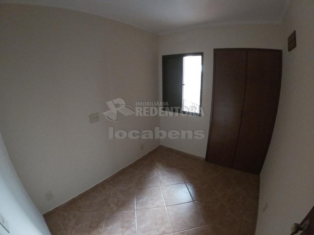 Alugar Apartamento / Padrão em São José do Rio Preto R$ 1.250,00 - Foto 15