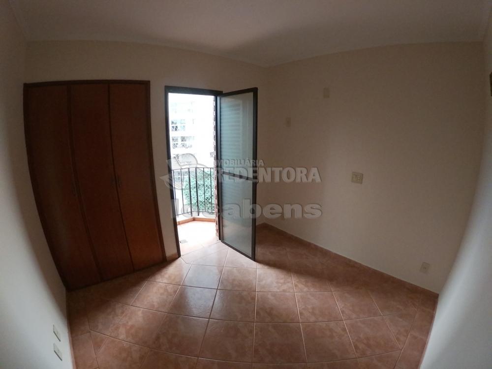 Alugar Apartamento / Padrão em São José do Rio Preto R$ 1.250,00 - Foto 18