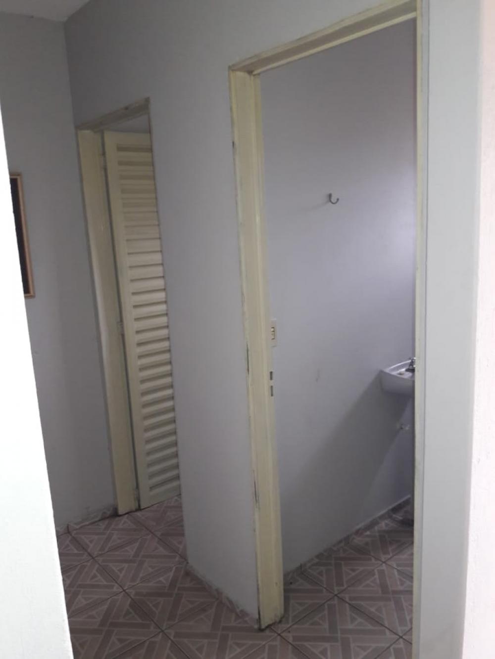 Alugar Comercial / Salão em São José do Rio Preto apenas R$ 2.500,00 - Foto 5