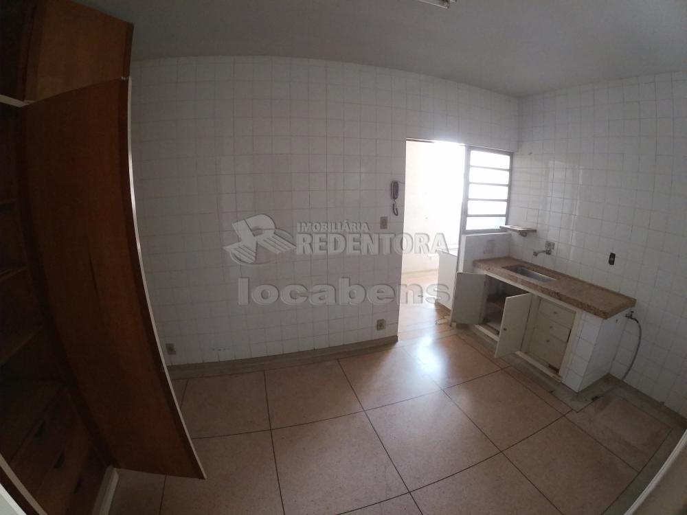 Alugar Apartamento / Padrão em São José do Rio Preto R$ 700,00 - Foto 7