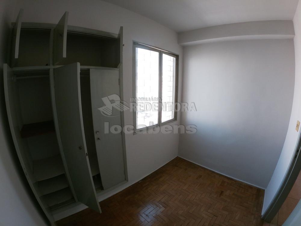 Alugar Apartamento / Padrão em São José do Rio Preto R$ 700,00 - Foto 14