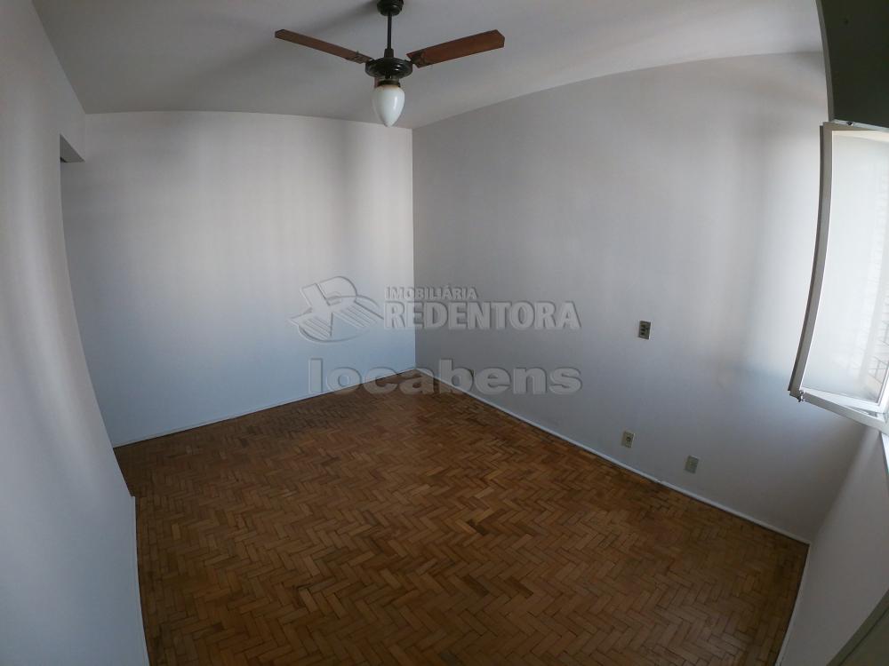 Alugar Apartamento / Padrão em São José do Rio Preto R$ 700,00 - Foto 32