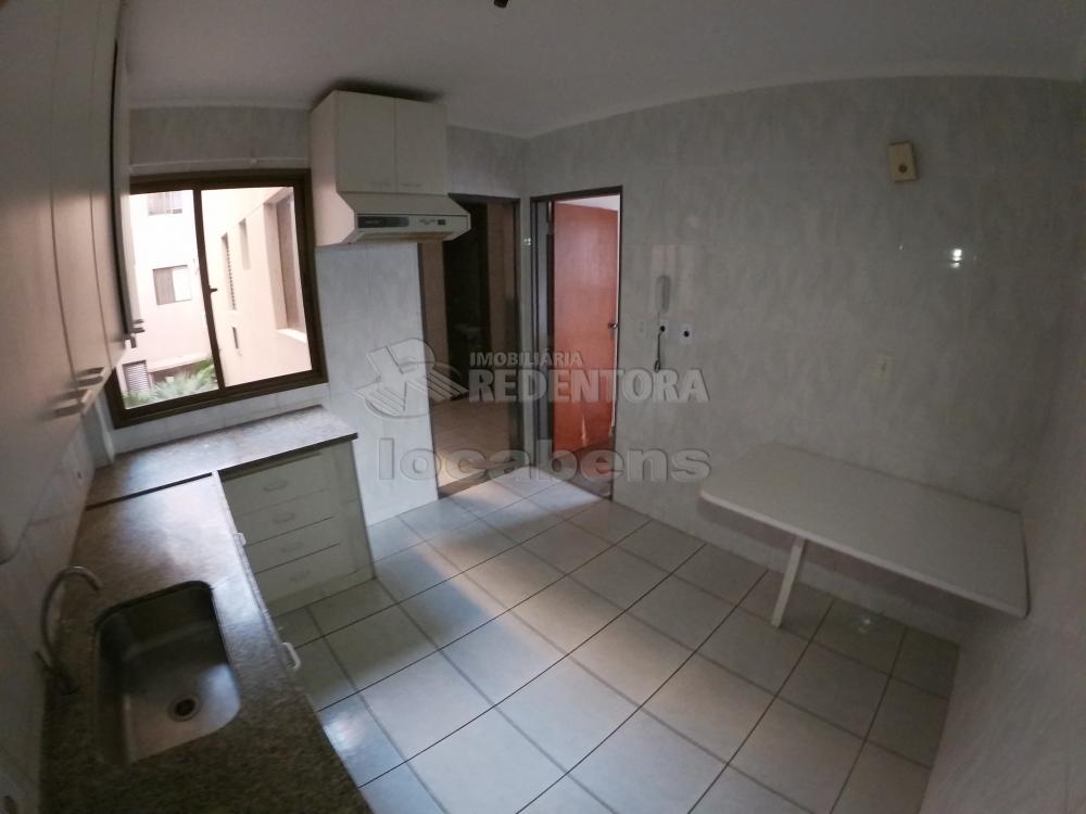 Alugar Apartamento / Padrão em São José do Rio Preto R$ 750,00 - Foto 20