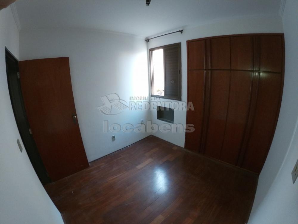 Alugar Apartamento / Padrão em São José do Rio Preto R$ 750,00 - Foto 23