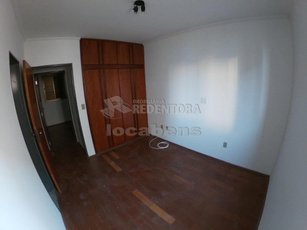 Alugar Apartamento / Padrão em São José do Rio Preto R$ 750,00 - Foto 26