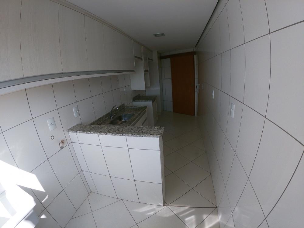 Alugar Apartamento / Padrão em São José do Rio Preto R$ 1.100,00 - Foto 5