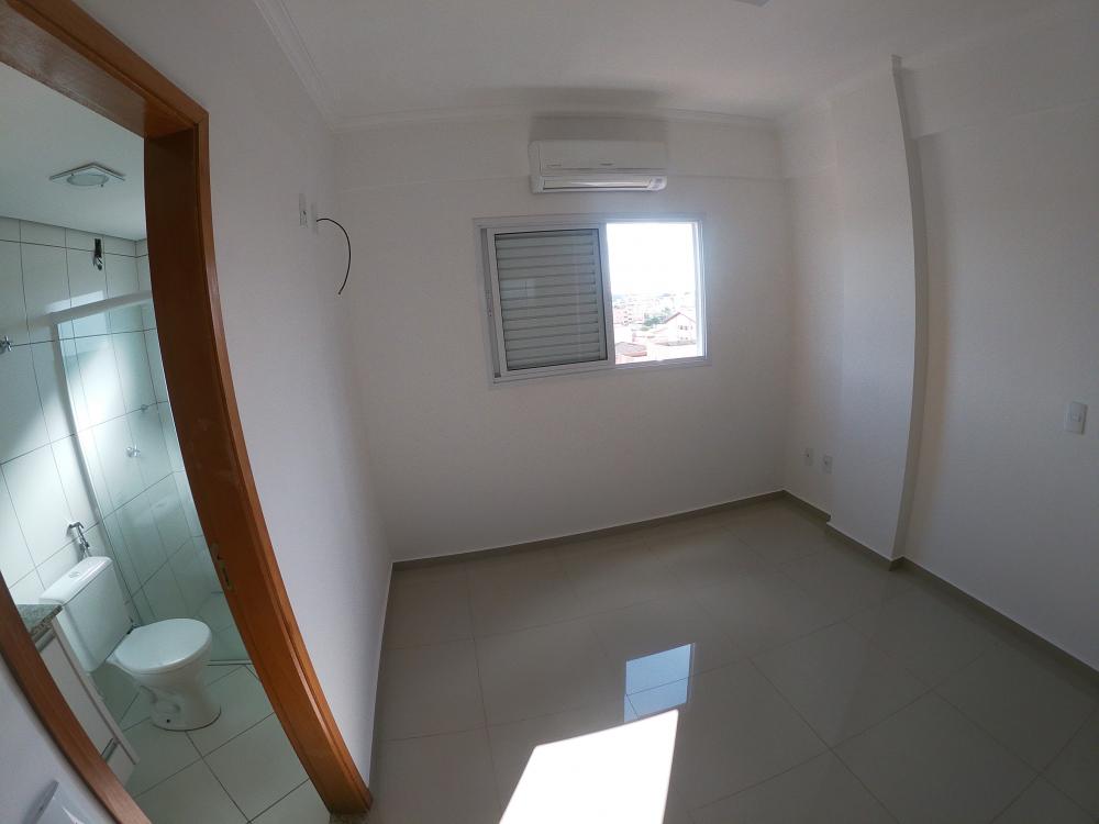 Alugar Apartamento / Padrão em São José do Rio Preto R$ 1.100,00 - Foto 24