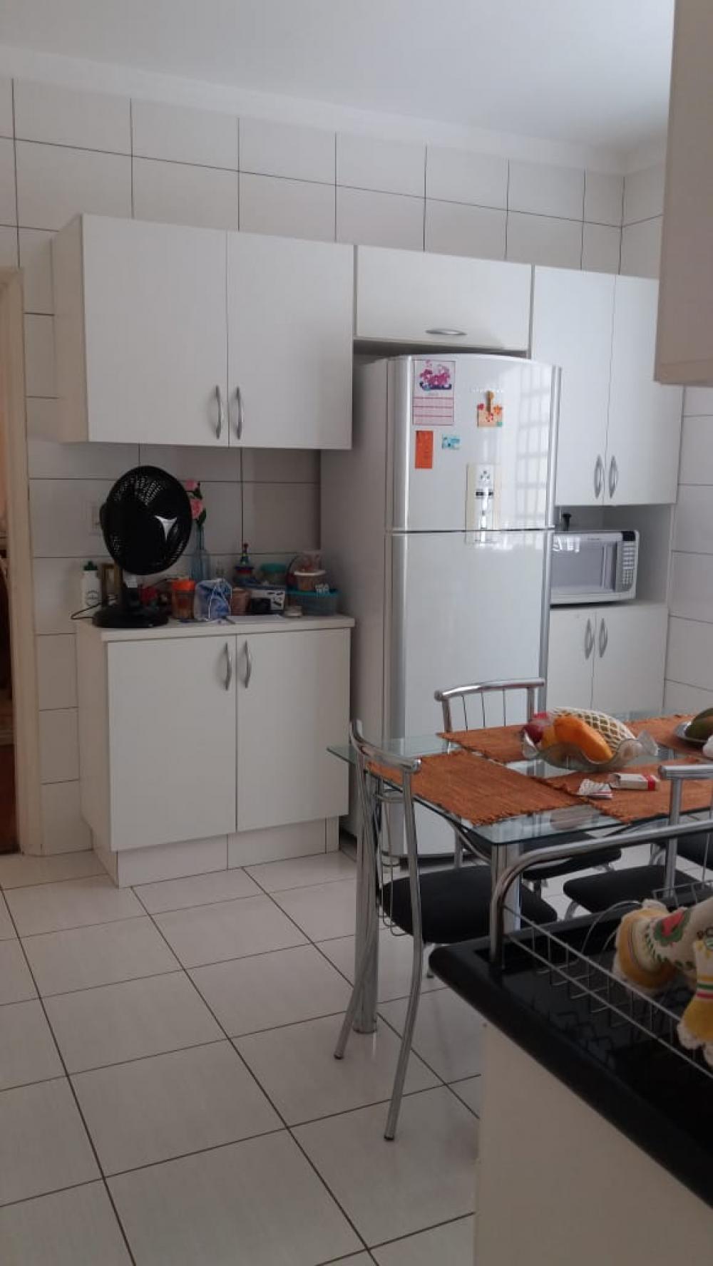 Comprar Casa / Padrão em São José do Rio Preto R$ 650.000,00 - Foto 2