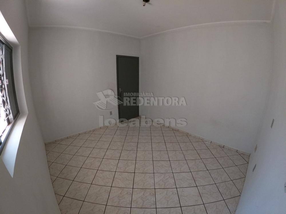 Alugar Casa / Padrão em São José do Rio Preto apenas R$ 1.015,00 - Foto 9