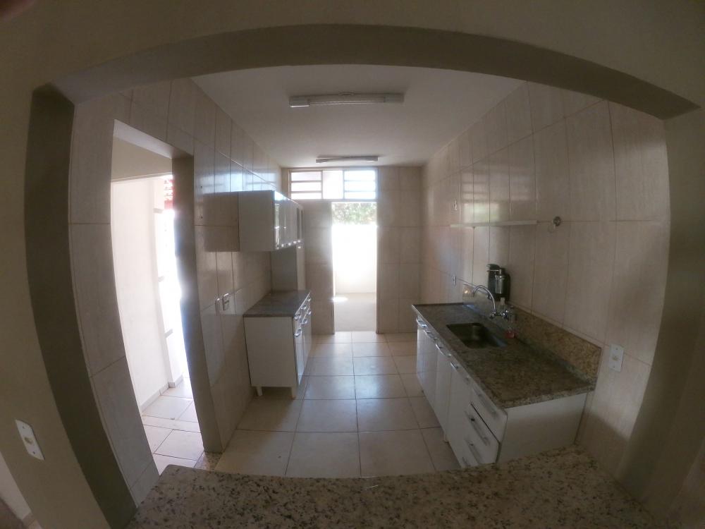 Alugar Casa / Condomínio em São José do Rio Preto R$ 1.200,00 - Foto 3