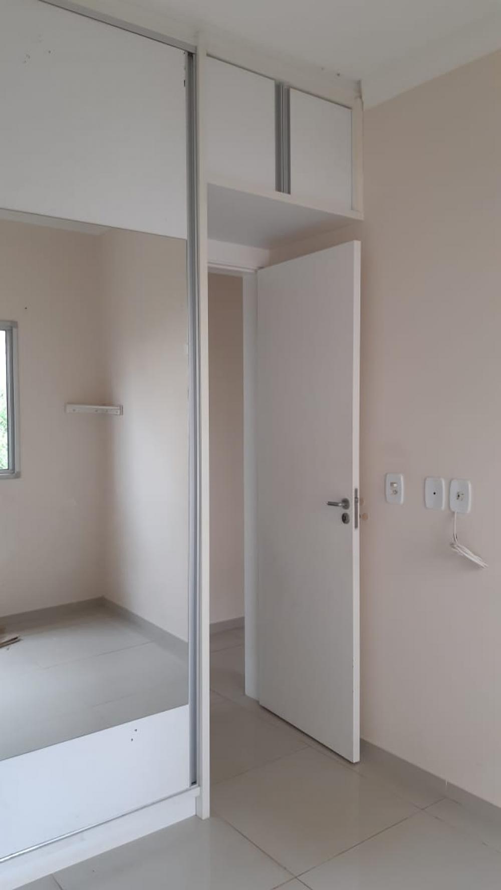 Alugar Apartamento / Padrão em São José do Rio Preto R$ 1.000,00 - Foto 14
