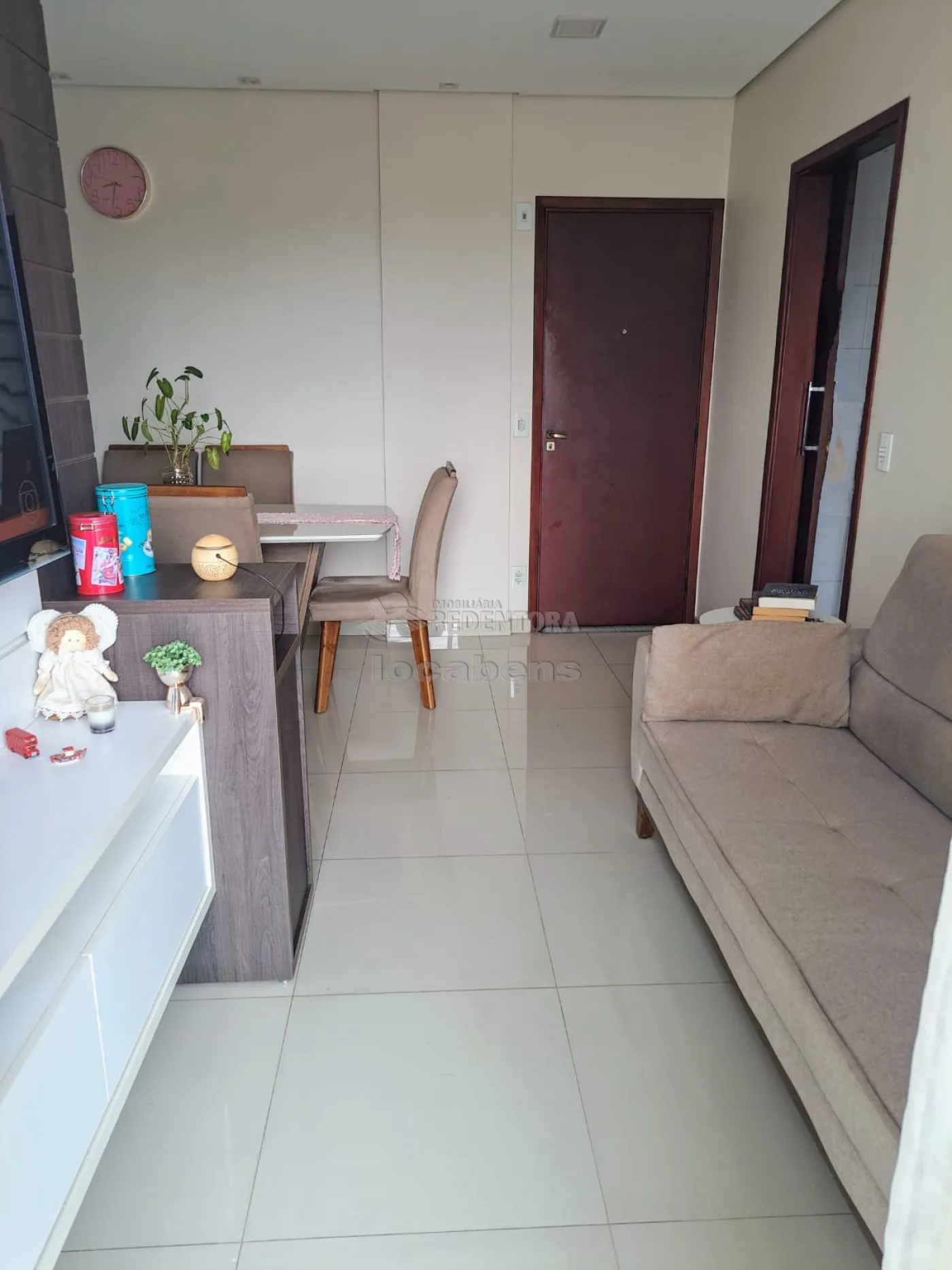 Apartamento à venda com 3 quartos, 107m² - Foto 3