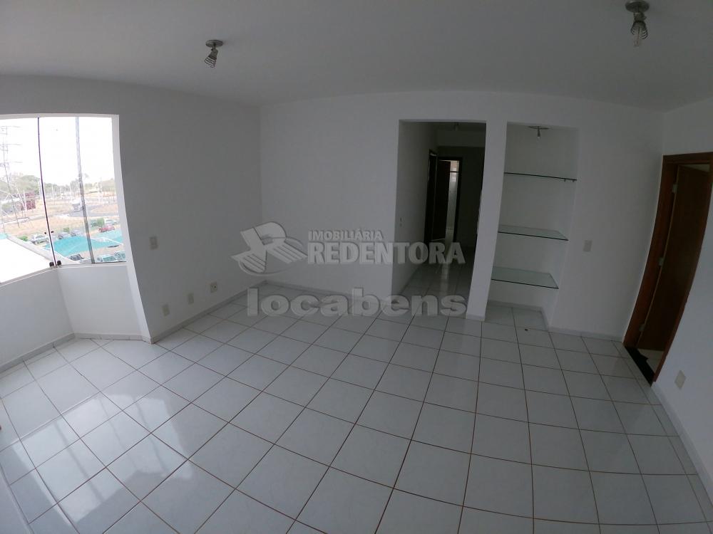 Alugar Apartamento / Padrão em São José do Rio Preto R$ 1.100,00 - Foto 3