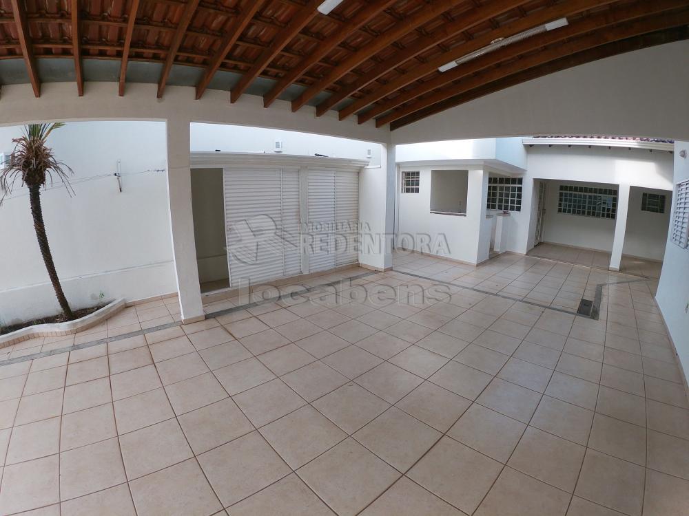 Alugar Casa / Padrão em São José do Rio Preto R$ 2.000,00 - Foto 5