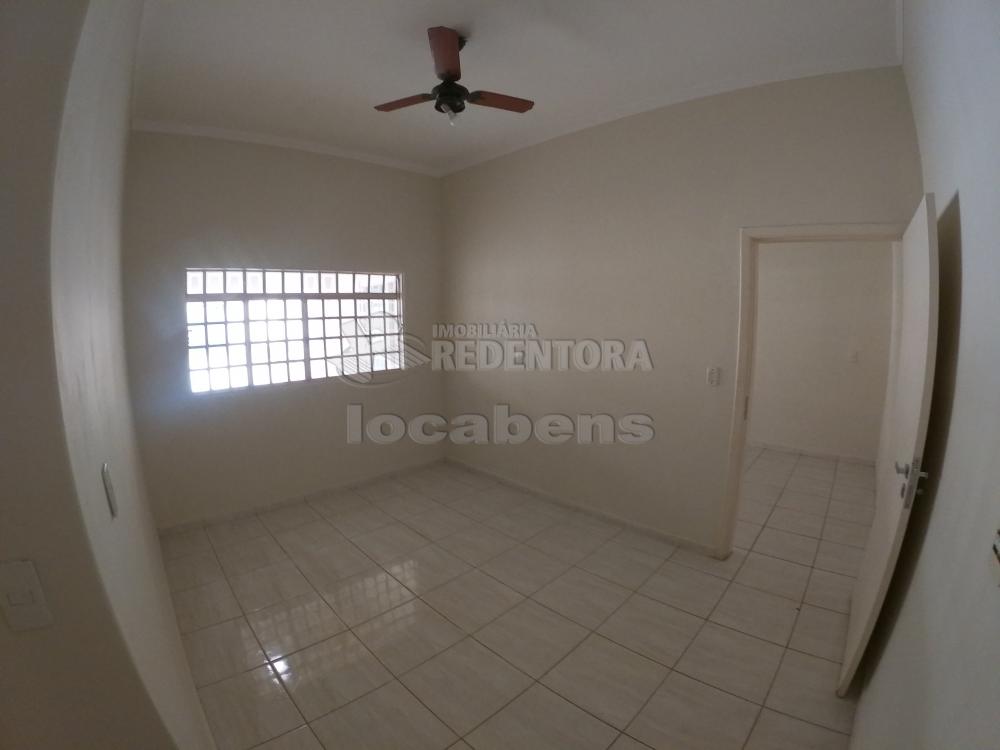 Alugar Casa / Padrão em São José do Rio Preto R$ 2.000,00 - Foto 10