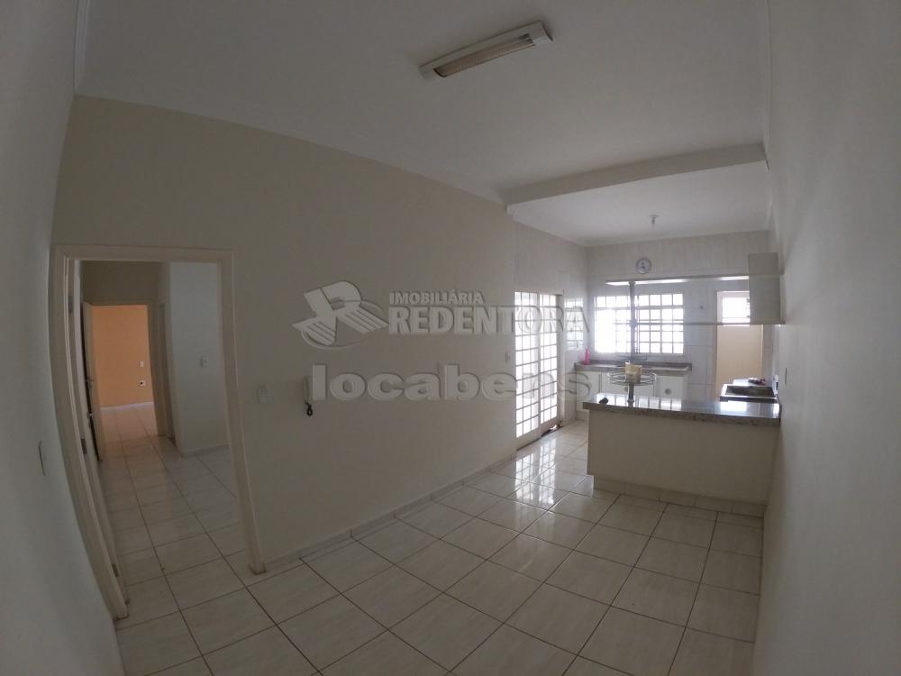 Alugar Casa / Padrão em São José do Rio Preto R$ 2.000,00 - Foto 11