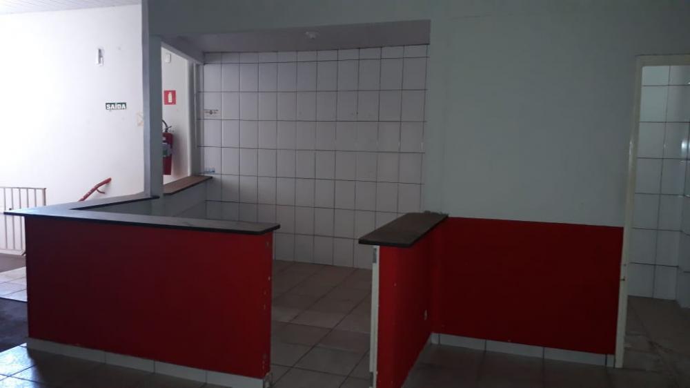 Alugar Comercial / Salão em São José do Rio Preto R$ 6.000,00 - Foto 3