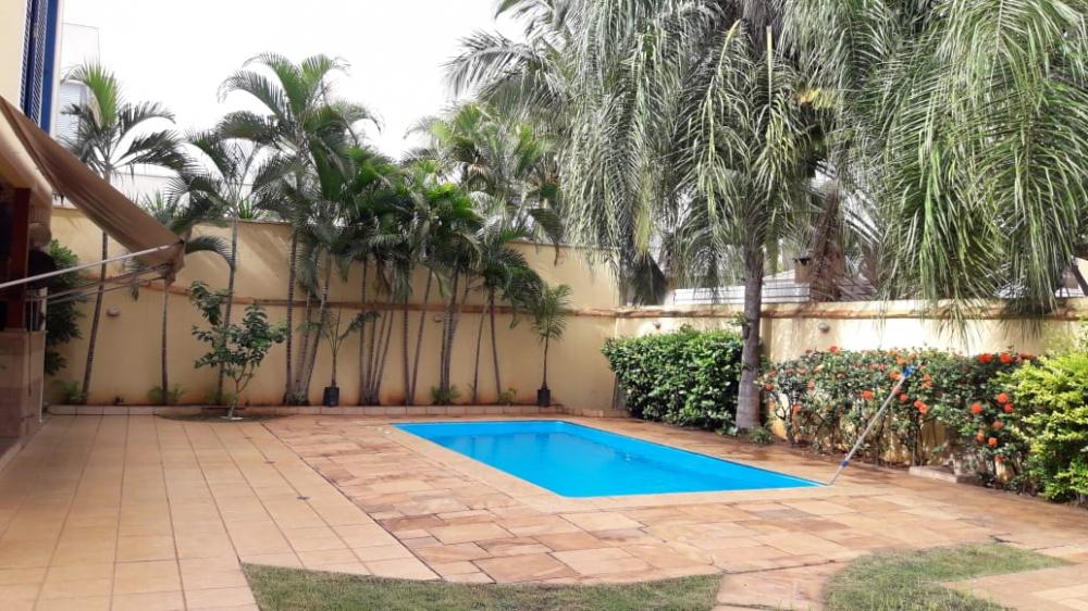 Sao Jose do Rio Preto Casa Venda R$1.200.000,00 Condominio R$620,00 4 Dormitorios 1 Suite Area do terreno 623.00m2 Area construida 450.00m2 Sao Jose do Rio Preto Casa Venda R$1.200.000,00 Condominio R$620,00 4 Dormitorios 1 Suite Area do terreno 623.00m2 Area construida 450.00m2