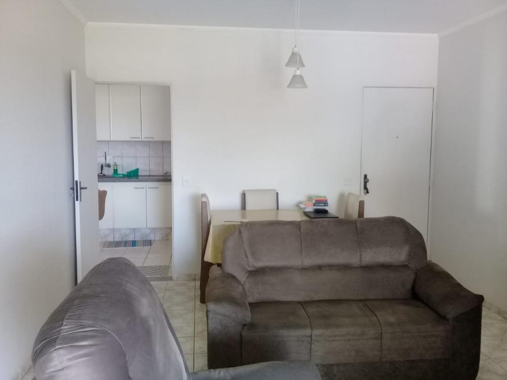 Comprar Apartamento / Padrão em São José do Rio Preto R$ 320.000,00 - Foto 4