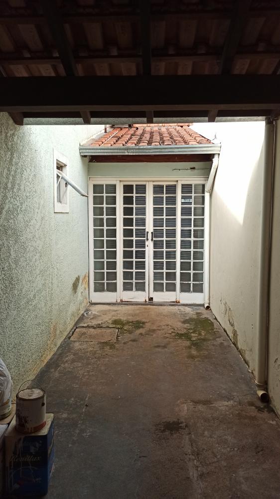 Alugar Casa / Padrão em São José do Rio Preto R$ 800,00 - Foto 27