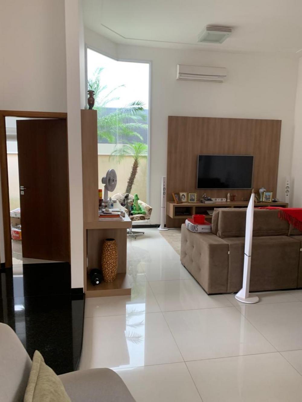 SAO JOSE DO RIO PRETO Casa Venda R$1.100.000,00 Condominio R$500,00 3 Dormitorios 1 Suite Area do terreno 405.00m2 Area construida 222.00m2 SAO JOSE DO RIO PRETO Casa Venda R$1.100.000,00 Condominio R$500,00 3 Dormitorios 1 Suite Area do terreno 405.00m2 Area construida 222.00m2