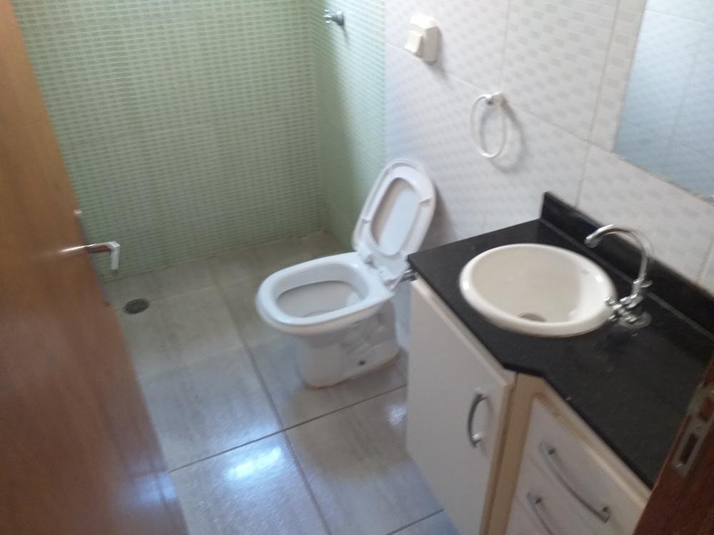 Alugar Casa / Padrão em São José do Rio Preto R$ 780,00 - Foto 15