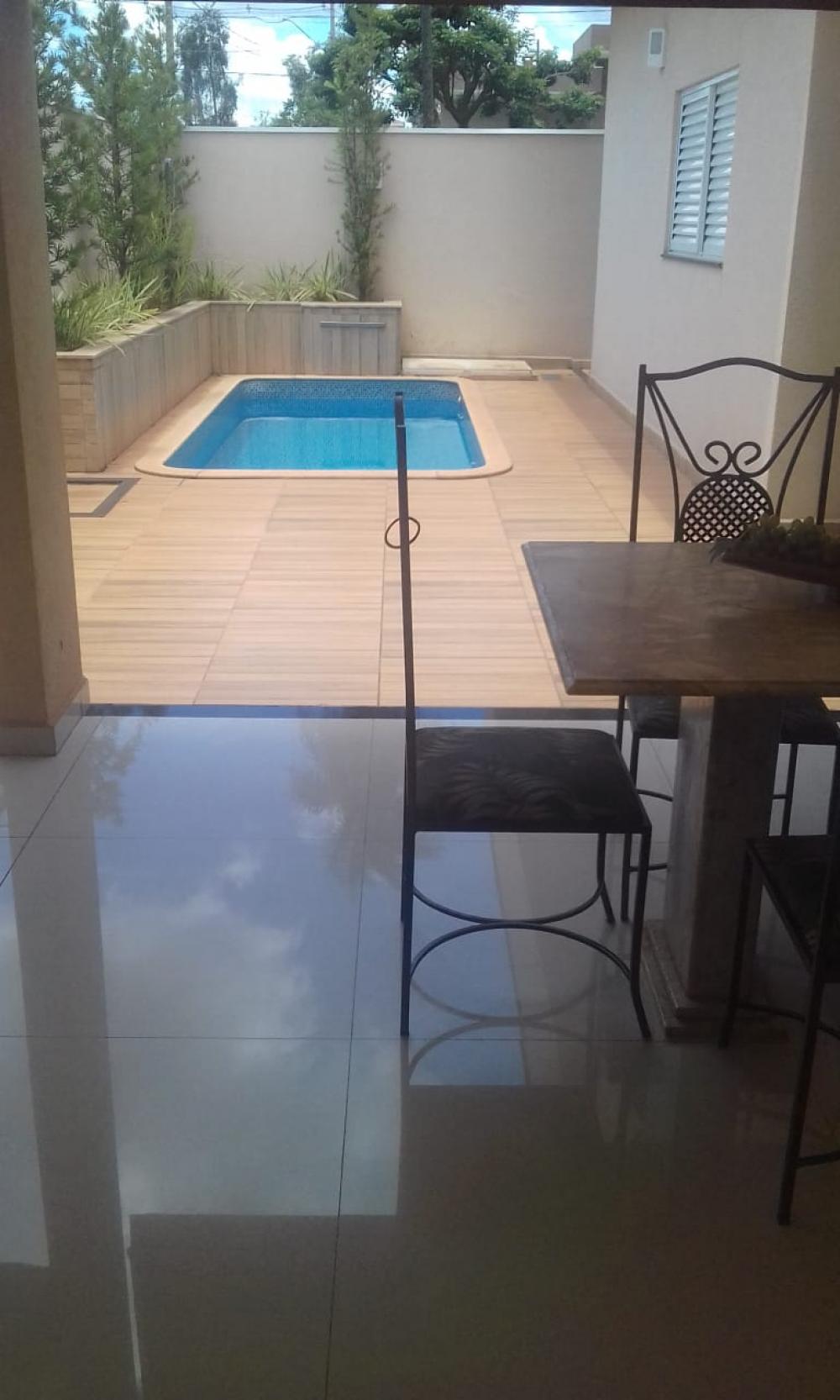 Sao Jose do Rio Preto Casa Venda R$900.000,00 Condominio R$350,00 3 Dormitorios 1 Suite Area do terreno 400.00m2 Area construida 239.45m2 Sao Jose do Rio Preto Casa Venda R$900.000,00 Condominio R$350,00 3 Dormitorios 1 Suite Area do terreno 400.00m2 Area construida 239.45m2