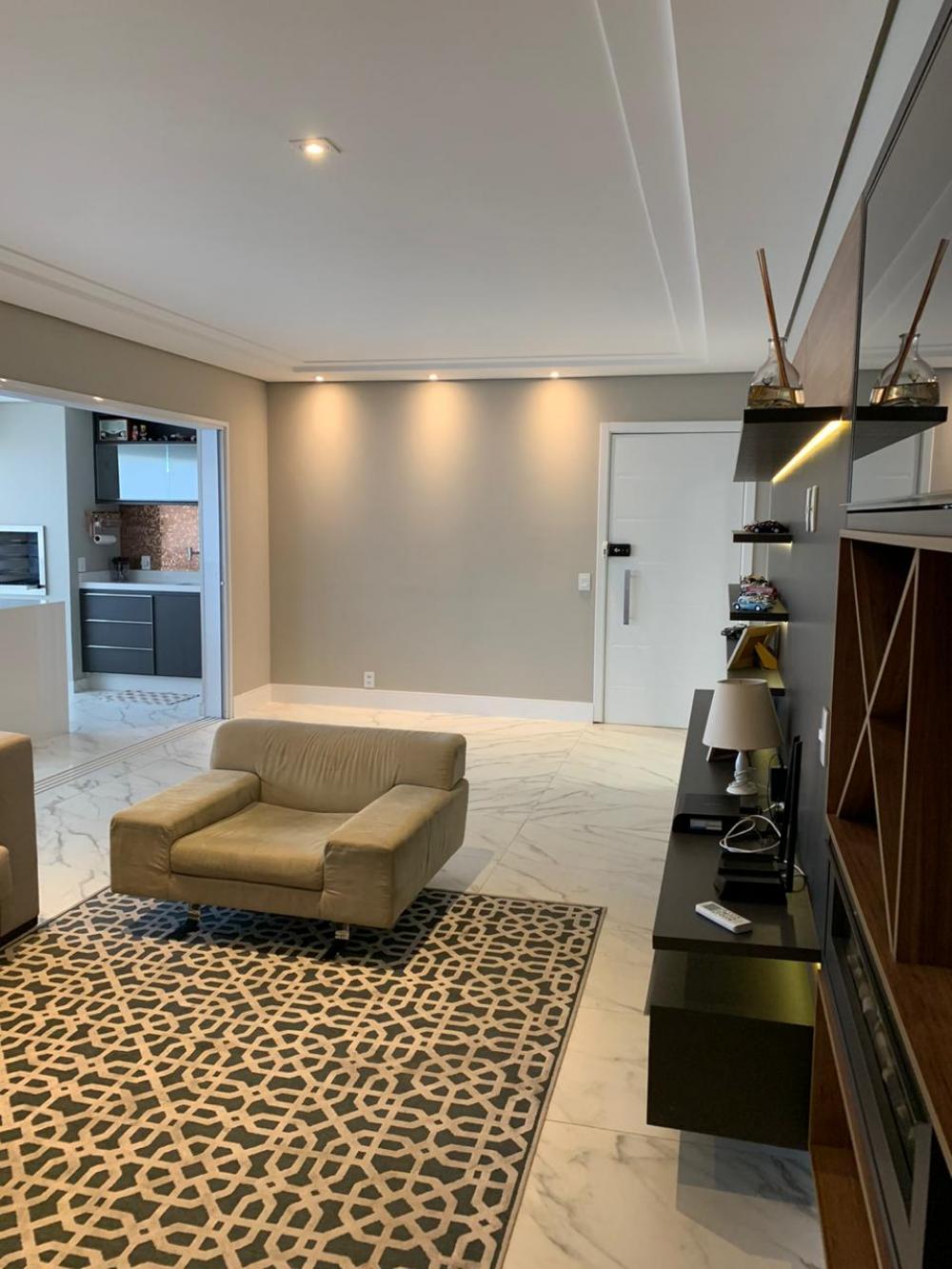 Sao Jose do Rio Preto Apartamento Venda R$1.200.000,00 Condominio R$650,00 3 Dormitorios 1 Suite Area construida 200.00m2 Sao Jose do Rio Preto Apartamento Venda R$1.200.000,00 Condominio R$650,00 3 Dormitorios 1 Suite Area construida 200.00m2