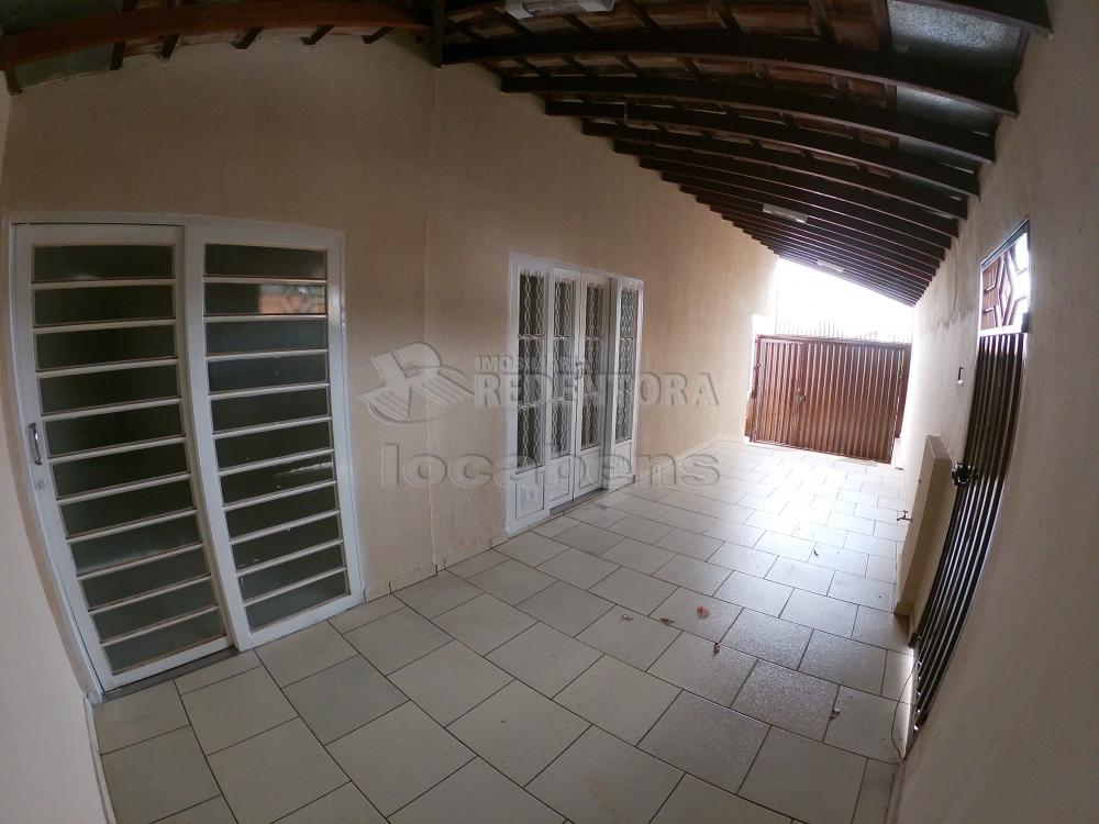 Alugar Casa / Padrão em São José do Rio Preto R$ 900,00 - Foto 4